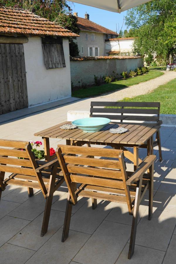 Le Chemin Bed & Breakfast Challignac Екстериор снимка