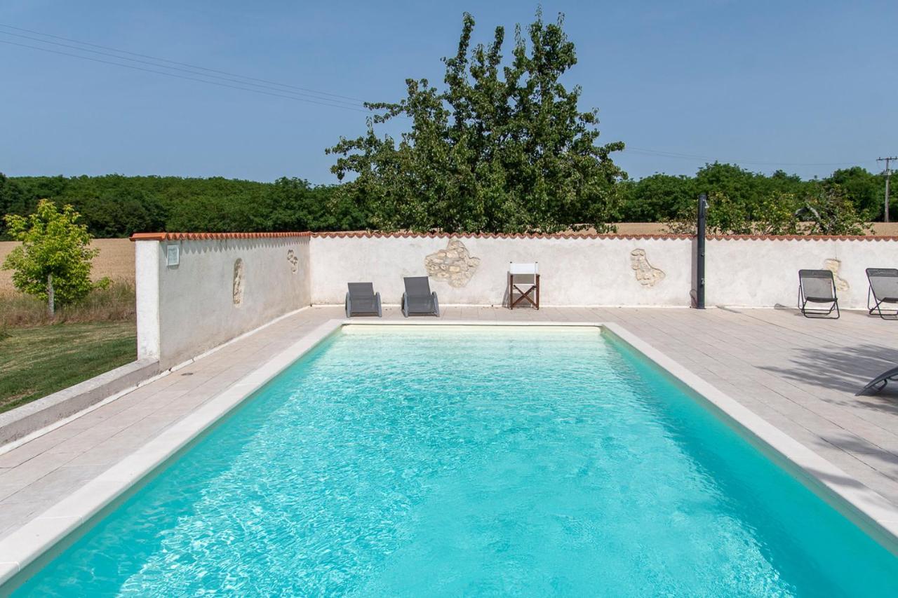Le Chemin Bed & Breakfast Challignac Екстериор снимка