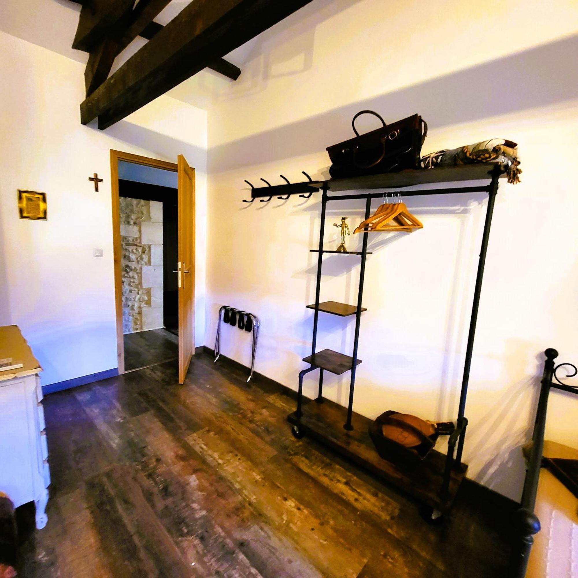 Le Chemin Bed & Breakfast Challignac Екстериор снимка