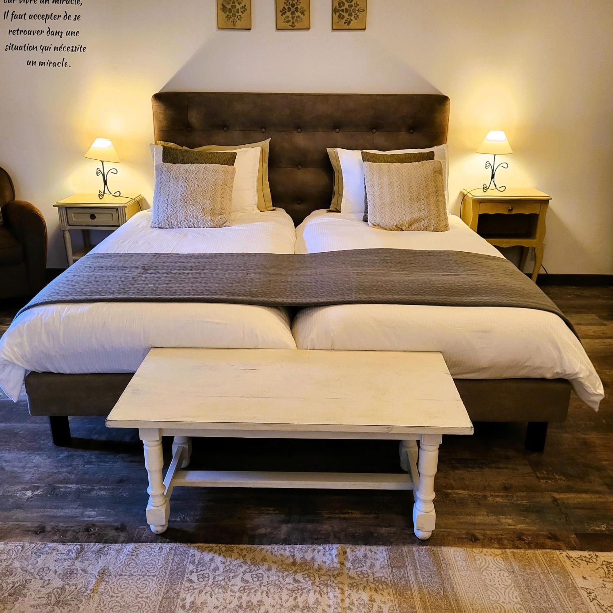 Le Chemin Bed & Breakfast Challignac Екстериор снимка
