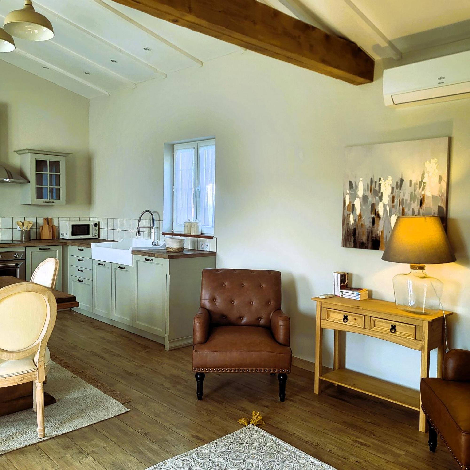 Le Chemin Bed & Breakfast Challignac Екстериор снимка